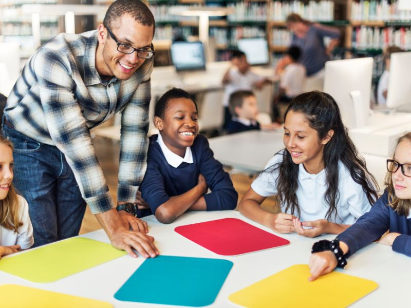 programa de educação financeira nas escolas